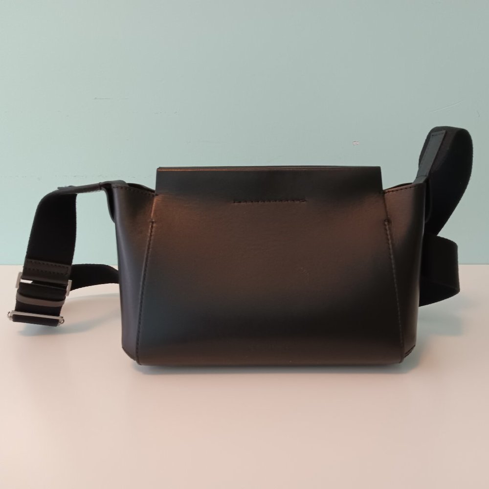 Preloved Everlane bag